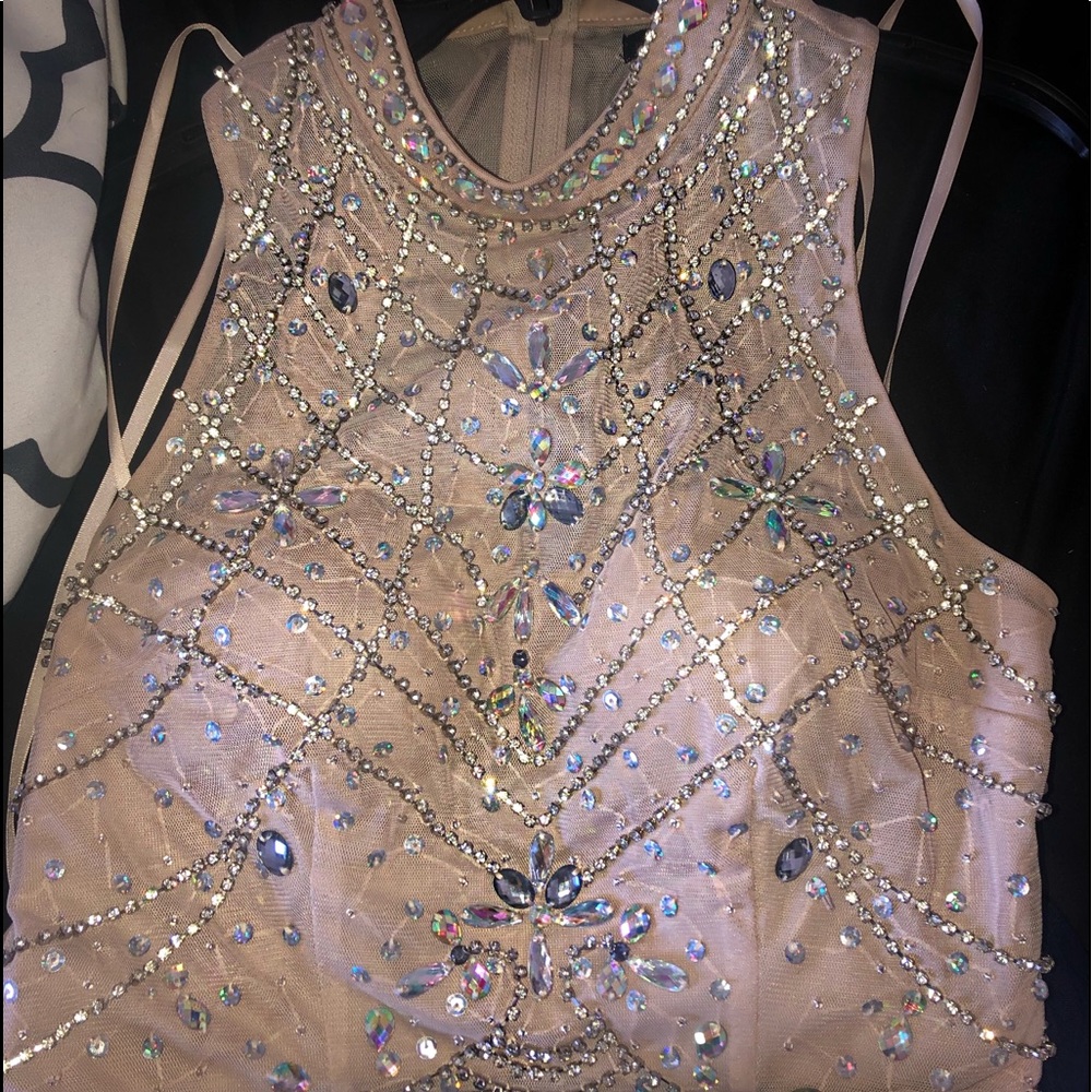 PROM DRESS - Picture 3 of 5